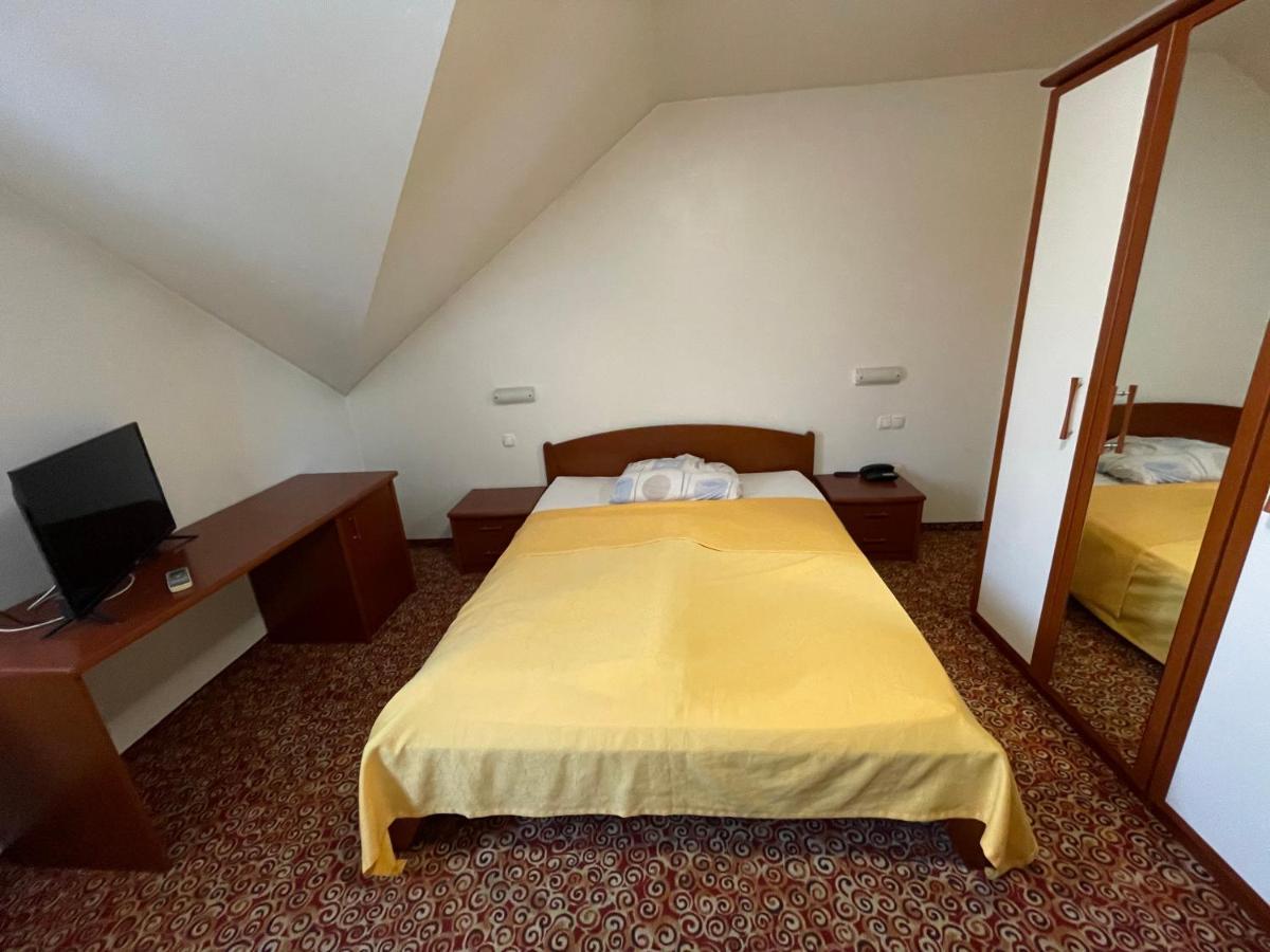 Hotel Gostisce Senica Senovo Zewnętrze zdjęcie