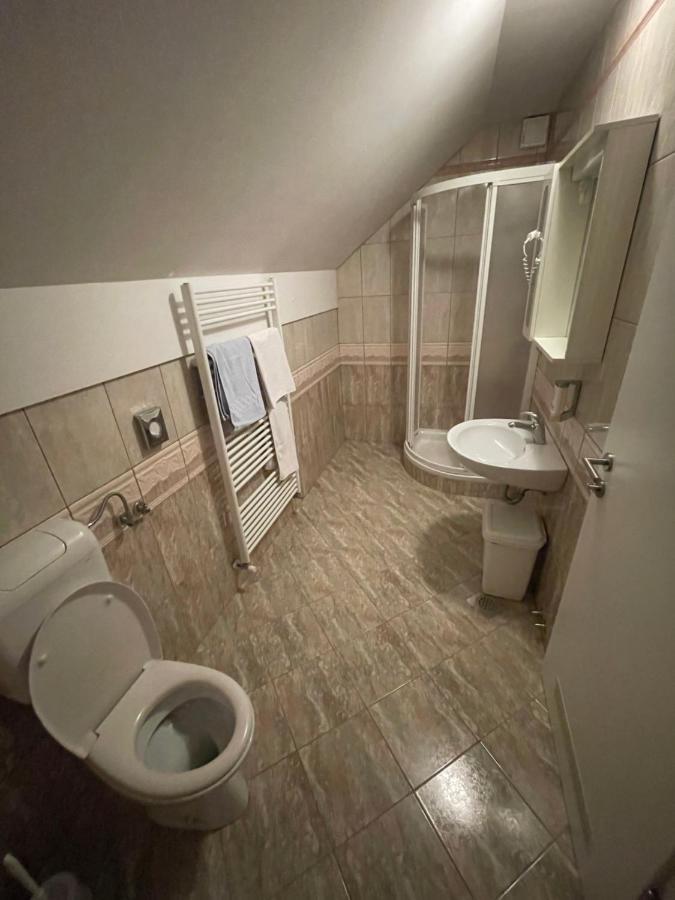 Hotel Gostisce Senica Senovo Zewnętrze zdjęcie