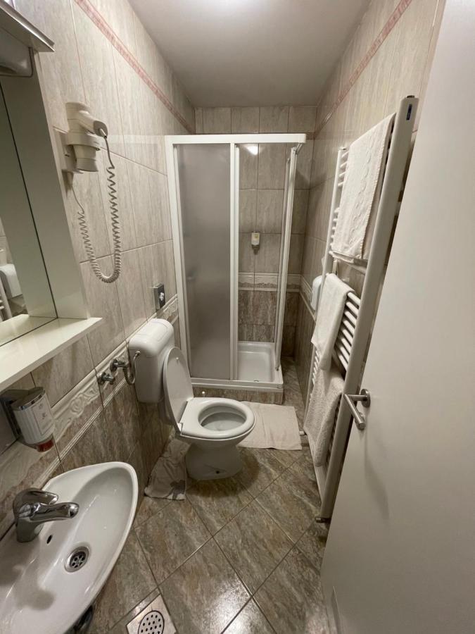 Hotel Gostisce Senica Senovo Zewnętrze zdjęcie
